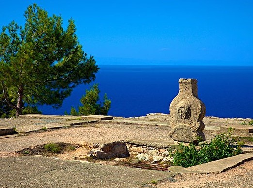 塞浦路斯总统呼吁重塑旅游新品牌